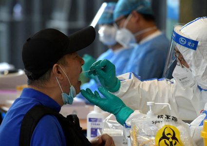 هل تشكّل الإصابة الثانية بكورونا خطرا أكبر من الأولى