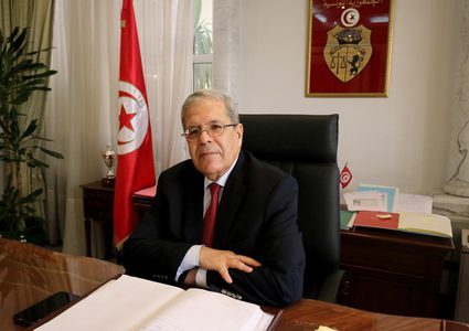 وزير خارجية تونس يجدد دعوة بلاده لمقاربة شاملة لمكافحة الهجرة غير الشرعية
