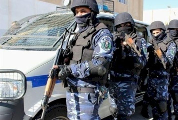 الشرطة تقبض على المشتبه فيه الرئيسي بجريمة السطو في نابلس