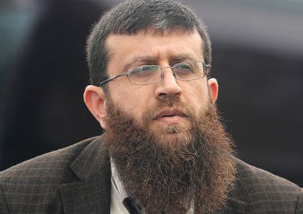 الأسير خضر عدنان يواصل إضرابه المفتوح عن الطعام لليوم الـ83