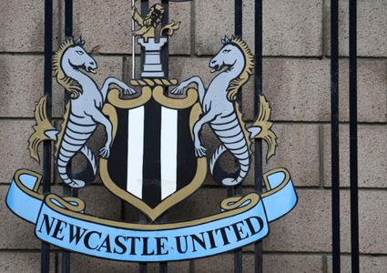 نيوكاسل يجبر برشلونة على ترك صفقة مميزة