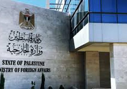 الخارجية: وصول 64 مواطنا من جاليتنا في السودان إلى جدة