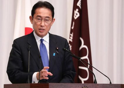 رئيس وزراء اليابان في القاهرة غدا لإجراء محادثات مع السيسي