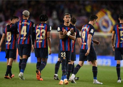 برشلونة يقهر أوساسونا ويلامس لقب الليجا