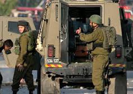 الاحتلال يعتقل مقدسيا من رام الله