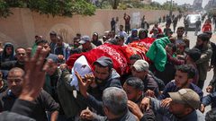 تشييع جثمان الشهيد مبارك في قطاع غزة