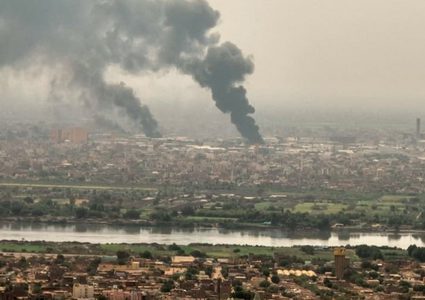 السودان: الجيش وقوات الدعم يتبادلان الاتهامات بخرق الهدنة