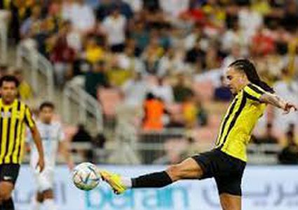 التعاون يهزم اتحاد جدة ويشعل صراع الصدارة