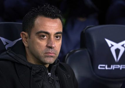 برشلونة يبرم أولى صفقاته الصيفية