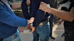 الطيبة.. اعتقال شابين بتهمة ضلوعهما في ارتكاب جريمة قتل الشاب سند مصاروة