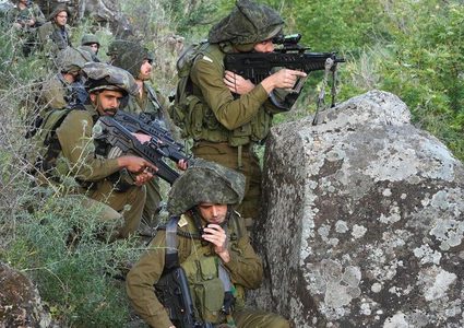 جيش الاحتلال ينفذ مهمة استطلاعية موسعة وراء الحدود مع لبنان