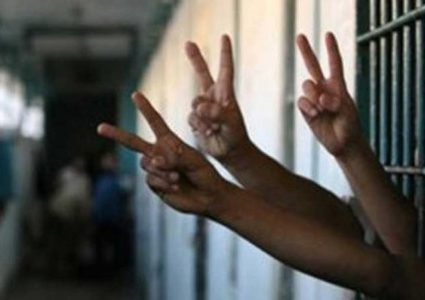 الأسير نعيم مصران من غزة يدخل عامه الـ 22 في سجون الاحتلال