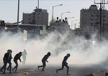 بيت لحم : اندلاع مواجهات مع الاحتلال في مدينة الدوحة