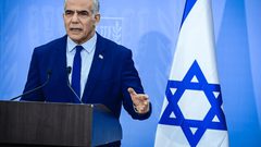 لابيد: "نتنياهو بعيد عن الواقع و غير مؤهل لرئاسة الحكومة"