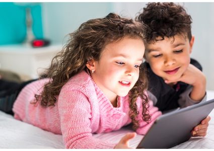 أميركا: مشرعون يدعون لحظر وسائل التواصل للأطفال