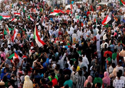 السعودية تطلق حملة تبرعات شعبية لمساعدة الشعب السوداني