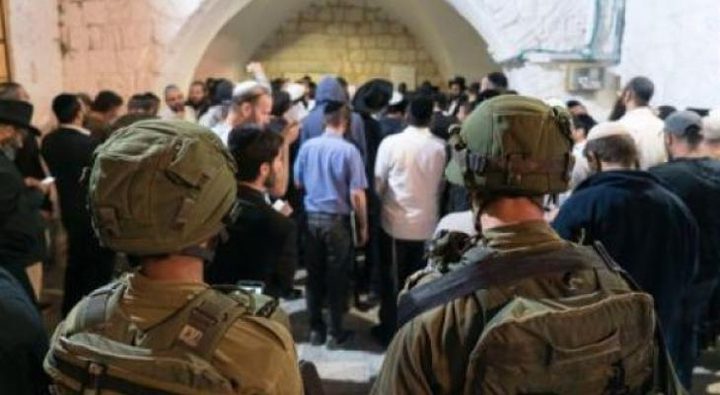 قوات الاحتلال تقتحم مقام يوسف شرق نابلس