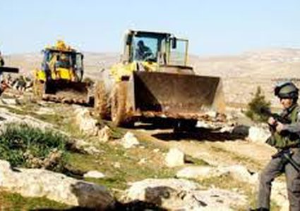 الاحتلال يستولي على "حفار" ويعتقل مالكه في مسافر يطا جنوب الخليل