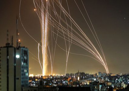 وزير خارجية دولة الاحتلال: سنحاسب كل من "لطخت يداه بدماء الشعب الإسرائيلي"