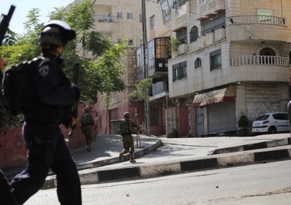 الاحتلال يعتقل ناشطا من مخيم عين السلطان بأريحا