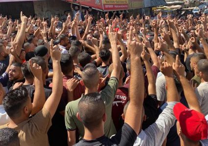 وقفة في يعبد تنديدا بالعدوان في غزة