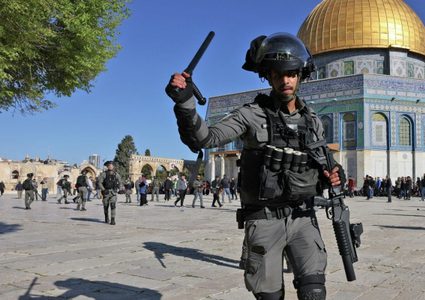 سلطات الاحتلال تحول القدس إلى ثكنة عسكرية