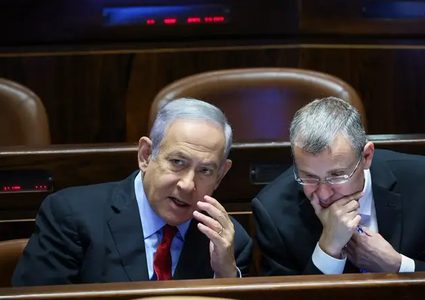 خطة الإصلاح القضائي تشعل خلافًا جديدًا بين نتنياهو وليفين