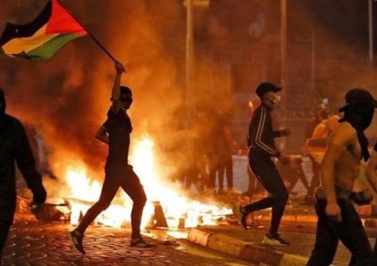 عكا: الاحتلال يفرج عن الشاب أمين شكري بعد اعتقاله 49 يومًا