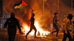 عكا: الاحتلال يفرج عن الشاب أمين شكري بعد اعتقاله 49 يومًا