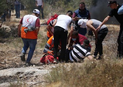 اصابات خلال مواجهات اندلعت في قريوت وبيت دجن