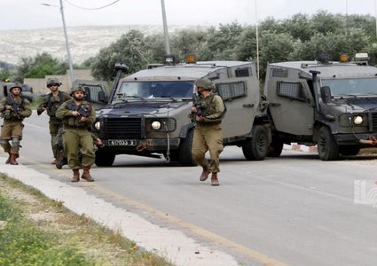 لليوم الثامن: الاحتلال يغلق مدخلي قرية المغير شرق رام الله