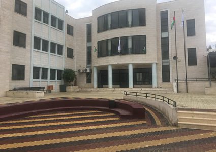 افتتاح مشغل تقنيات الصوت ومعرض المنتجات المهنية في مدرسة طولكرم الصناعية