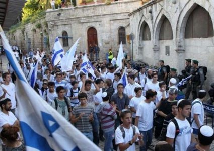 مسيرة استفزازية للمستوطنين في البلدة القديمة من الخليل