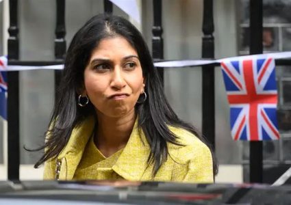 مخالفة سير قد تطيح بوزيرة داخلية بريطانيا