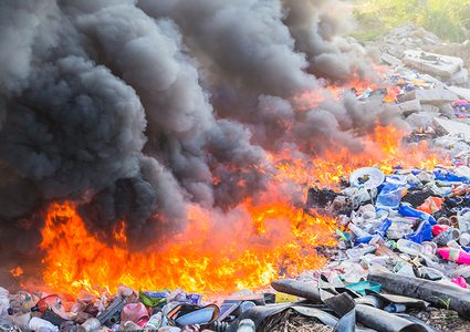 سموتريتش يقدم مخطط للتعامل مع مخاطر النفايات يعمق السيطرة على الضفة