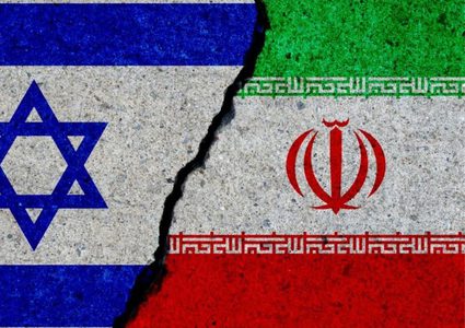 إيران تُحذر إسرائيل: استهداف منشآتنا سيُقابل برد واسع