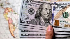 العطعوط: ارتفاع الدولار مرتبط بالمشاكل الإقليمية والدولية ومتغيرات مختلفة