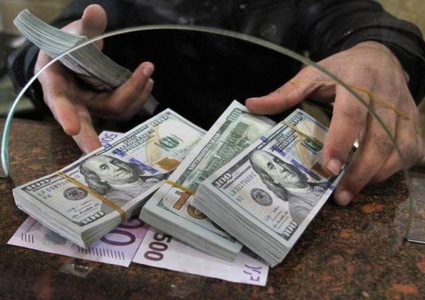 العطعوط: تراجع الشيكل أمام الدولار  وتأثير أزمة سقف الدين وتوقعات مستقبلية