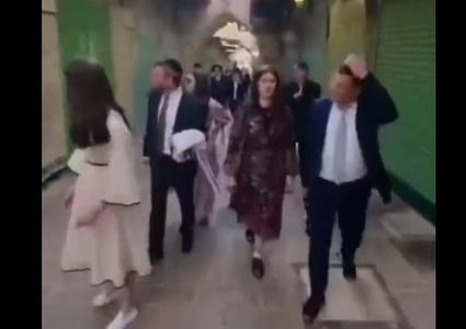 جولات استفزازية للمستوطنين في القدس وأرجاء البلدة القديمة