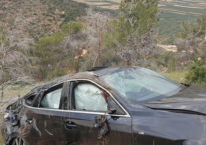 مصرع شاب جراء انقلاب سيارته فجر اليوم السبت