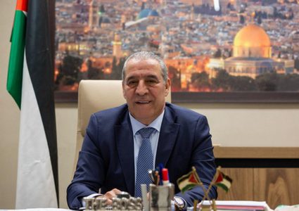 الشيخ يُوجه دعوة للفلسطينيين في ذكرى تأسيس منظمة التحرير