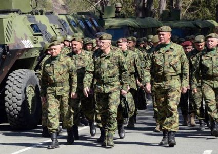 صربيا: الجيش يتمركز في مناطق محاذية لكوسوفو بعد وقوع اشتباكات مسلحة