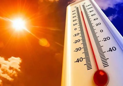 الطقس: أجواء حارة وزخات من الأمطار ويطرأ انخفاض على درجات الحرارة