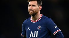 ميسي يعمق جراح رونالدو برقم إعجازي