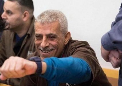 إدارة سجون الاحتلال ترفض النظر بطلب الإفراج عن الأسير وليد دقة