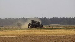 غزة: توغل اسرائيلي شرق دير البلح وقنابل دخانية ببحر الشمال