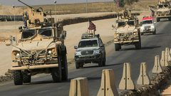 إعلام سوري: قوات أميركية تنقل نفطا "مسروقا" إلى العراق