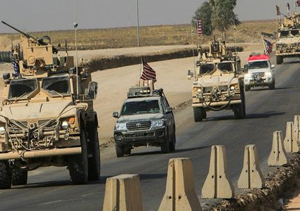 إعلام سوري: قوات أميركية تنقل نفطا "مسروقا" إلى العراق