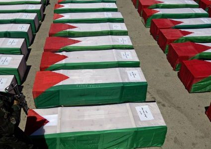 الاحتلال يواصل احتجاز جثامين 12 أسيرا من شهداء الحركة الأسيرة