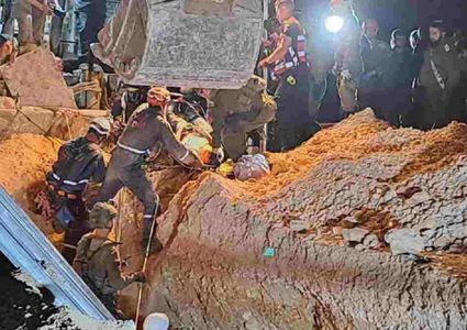 إصابتان خطيرتان لعاملين فلسطينيين داخل مستوطنة قرب بيت لحم